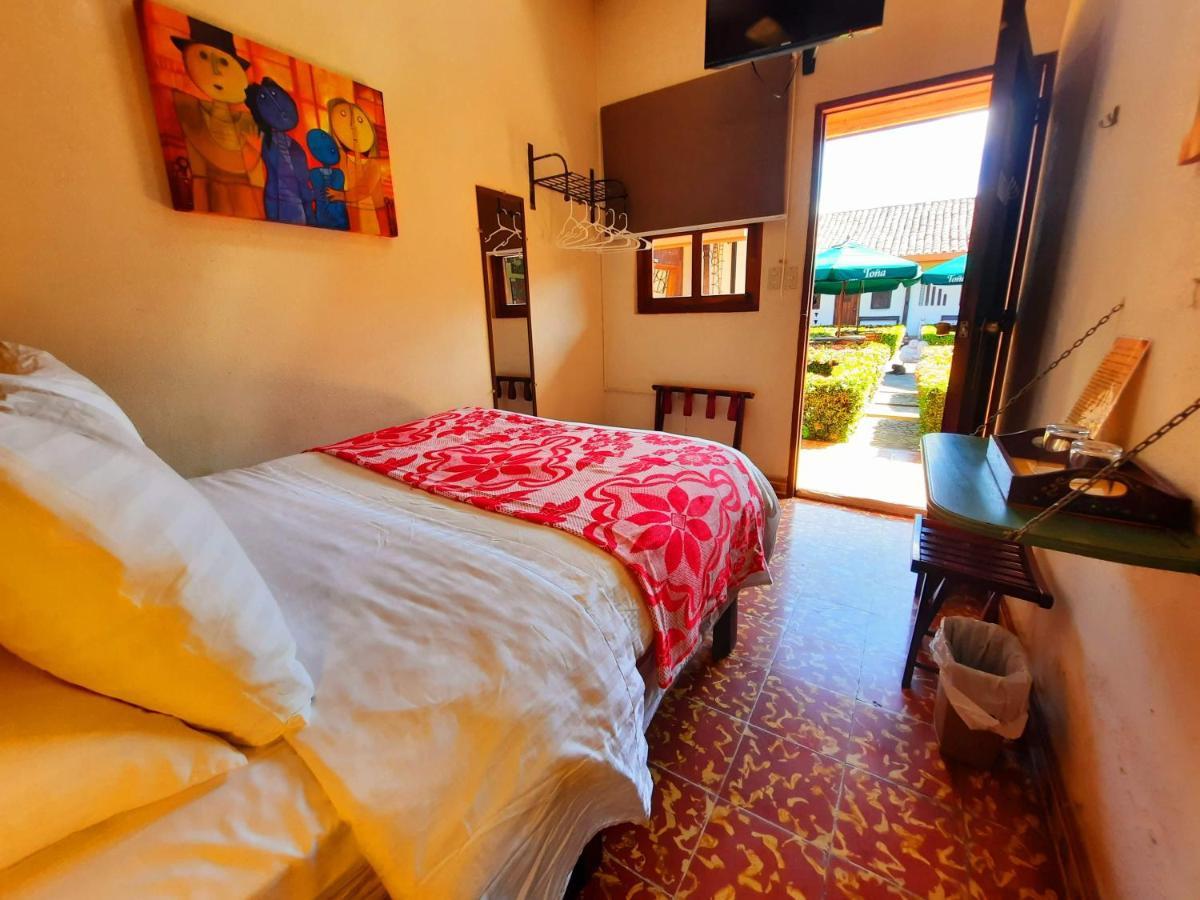 Hotel La Posada Del Doctor León Kültér fotó
